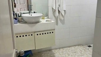 Cao ốc Đặng văn Ngữ,Phú Nhuận:Căn 2p ngủ,nội thất,12,5tr