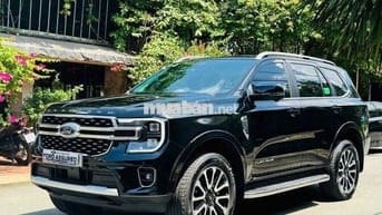✅Ford Everest 2025 Platinum 2.0L 4x4 AT - 1500 km