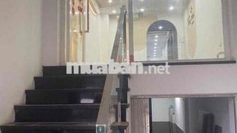 Nhà mặt phố Hoàng Hoa Thám, Ba Đình – 2 tầng + hầm để xe, lối đi riêng