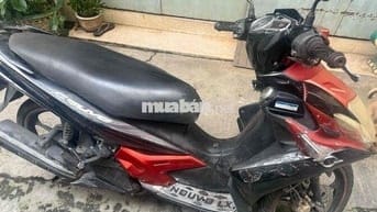 xe yamaha nouvo 5 xang phun Fi nhųt doi 2015
