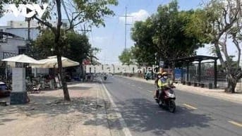 💥💥💥TRẦN XUÂN SOẠN - HẺM ĐẸP - 10M RA HẺM 🚗. Sát bên Lâm Văn Bền. Chỉ c