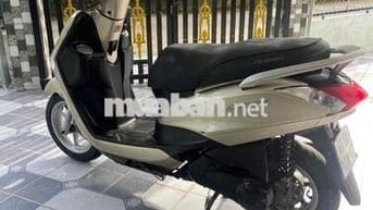 Acruzo  chính chủ máy siêu êm ngoại hình xe liền l