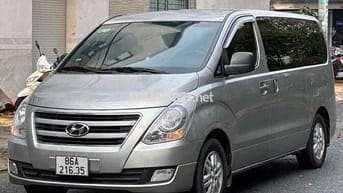 Hyundai Grand Starex 9 chỗ 2017 - 141000 km