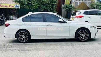 BMW 3 Series 2013 320i - 120 km
