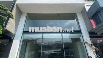 CHO THUÊ NHÀ HOÀNG HOA THÁM NGAY GA T3_ 8X20_ TRỆT 4 LẦU THANG MÁY.