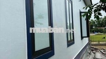 Bán đất tặng nhà c4 mặt tiền đầu đường khu dân cư Quân đội