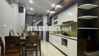 Phân lô ô tô hiếm Phùng Chí Kiên chỉ gần 9 tỷ, 30m2, 5T, full nội thất