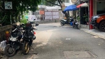 Cho Thuê Nhà Mặt Tiền đường Đoàn Thị Điểm Quận Phú Nhuận. $ : 15 triệu