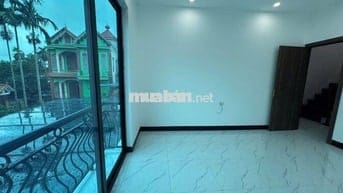 3.45 tỷ Ô tô để TRong nhà Thụy Hương- Phường CHƯƠNg MỸ 80m2