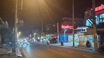 Nhà cấp4 trống suốt cần cho thuê ở mặt tiền QL50, Phong Phú,Bình Chánh