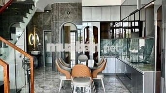 Nhà 3 tầng sát siêu thị aeo mall Đà Nẵng rẻ thị trưingf