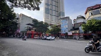 ĐẤT HIẾM ĐẦU PHỐ NGỌC LÂM - BỒ ĐỀ - NGÕ NÔNG RỘNG - OTO 7 CHỖ VÀO ĐẤT 