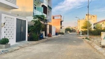 Đất đẹp vỉa hè 2 bên rộng 8m P. Tam Bình gần 70m2 chỉ 3.6tỷ