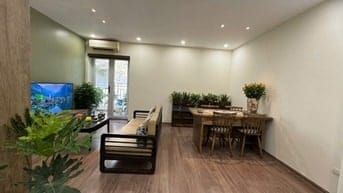 Bán căn hộ TT DT 90m T3 TK đẹp sịn full nội thất phố Hoàng Ngọc Phách
