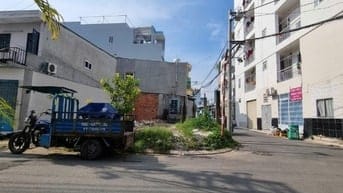 Cần bán nhà  GÓC đường Tô Hiệu. quận Tân Phú