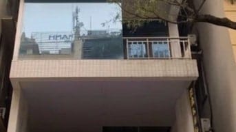 Nhà phố hiện đại kinh doanh chào bán 135m2  5 tầng giá 115 tỷ