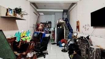 Mặt tiền đường Liên Khu 2-10 diện tích đất 49m2 đúc thật 1 lầu 2pn