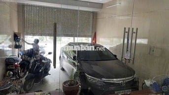 Nhà mặt phố Trịnh Văn Bô 110m2 - Vỉa hè to,oto ngủ trong nhà - Giá êm