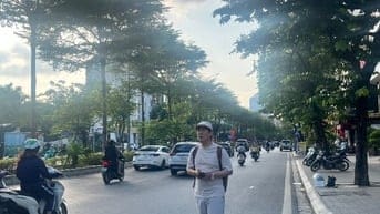 Nhà Đào Tấn, 2 thoáng, mặt tiền rộng, nở hậu, Gara Ô tô, hiếm nhà bán