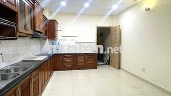 Phòng máy lạnh rộng 35m3 không giới hạn ng và xe