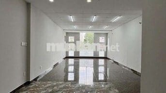 Cho thuê nhà rộng cư xá lữ gia, p15. Dt. 5x30m 1 trệt 2 lầu st.