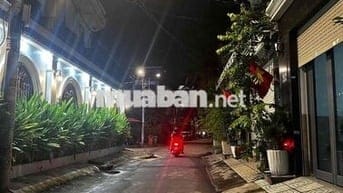 Bán Nhà 3 Tầng - Khu DC đồng bộ - huỳnh Tấn Phát - 8x11 - 7.x tỷ