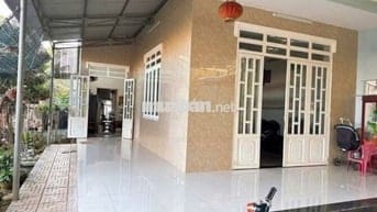 Nhà đang cho thuê 4triệu/tháng. Giờ muốn bán giá toàn bộ 420triệu