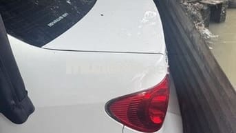 Toyota Corolla Altis 1.8 G 2001 Trắng