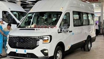 Ford Transit Premium+ 2025