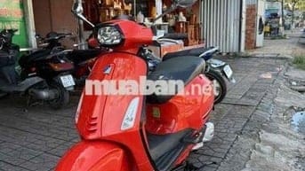 Vespa Sprint 2022 | Cam vũ trụ
