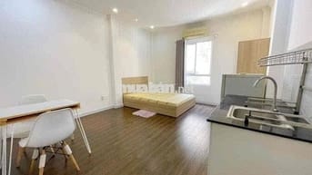 Cho thuê căn hộ Studio Cửa sổ Q4 gần ĐH Luật, ĐH Nguyễn Tất Thành