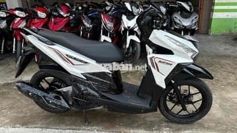 Honda Click thái 2015 trắng đen ( hỗ trợ góp )
