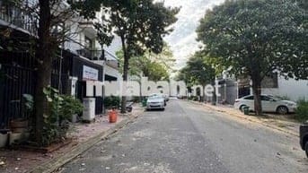 Cho thuê nhà 4pn 4wc khu đô thị Phúc Đạt Phú Lợi