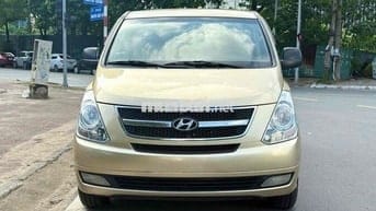 Bán gấp xe 9 chỗ Hyundai Starex 2010 máy zin