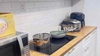 tặng toàn bộ nội thất cao cấp.