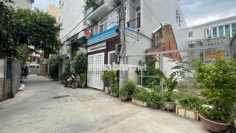 chính chủ bán lô đất 204,9 m2 hẻm hùng vương nha trang giá tốt