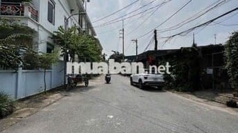 🚀🚀 ĐẸP như này anh chị còn phải tìm đâu Ạ 
🌽 Diện Tích: 82m mặt ti