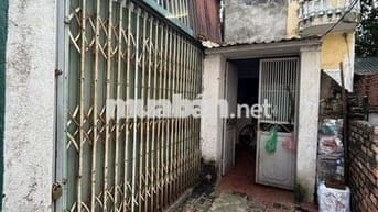 TÔI CẦN BÁN NHÀ C4, DIỆN TÍCH 32M, MẶT TIỀN 4 M PHỐ ĐỘI CẤN