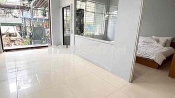 1 PHÒNG NGỦ DIỆN TÍCH 60M2 CỬA SỔ THOÁNG Ở NGUYỄN VĂN MẠI KHU SÂN BAY