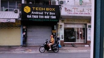 Nha mat tien kinh doanh, can ban gap, chinh chu, 91 To Hien Thanh, HCM