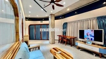 CĂN PENHOUSE 2PN 2WC CAO CẤP 80M2 KHU VỰC YÊN TĨNH FULL NỘI THẤT