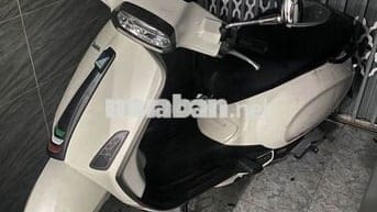Chính chủ bán xe Vespa Sprint 2019 125