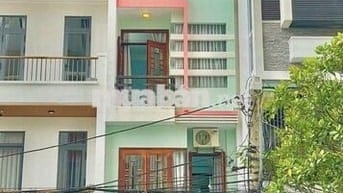 CHO THUÊ NHÀ 4 PHÒNG NGỦ HẺM PHỐ TÂY SÁT VINCOM GIÁ 15 TRIỆU/THÁNG