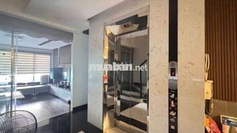 nhà 7 tầng ngay trung tâm Đà Nẵng