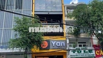 TOÀ NHÀ ĐẸP CHO THUÊ 160 NGUYỄN GIA TRÍ PHƯỜNG 25 QUẬN BÌNH THẠNH