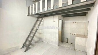 TRỌ GIÁ SIÊU HỜI TẠI NGUYỄN TƯ GIẢN