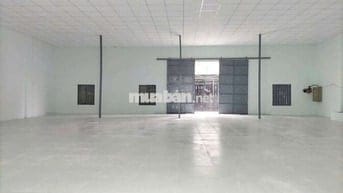 CHO THUÊ KHO 265M2 NGAY NGÃ TƯ AN SƯƠNG ĐƯỜNG TÀI NỀN GẠCH MEN