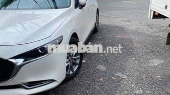 Mazda 3 2023 1.5L Luxury - 25000 km