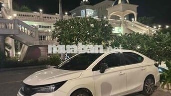 Honda City 2023 1.5 i-VTEC - 14500 Km