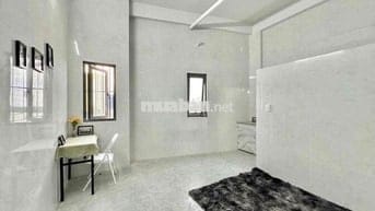 phòng mới xây giá rẻ ngay làng đại học, KTX khu B thoáng ở được đông